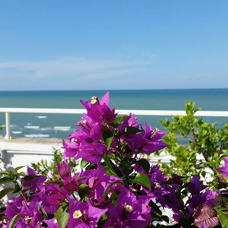 Caggiari Готель 3*