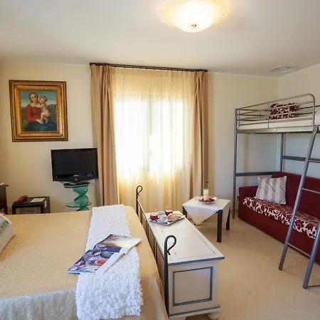 Готель Caggiari