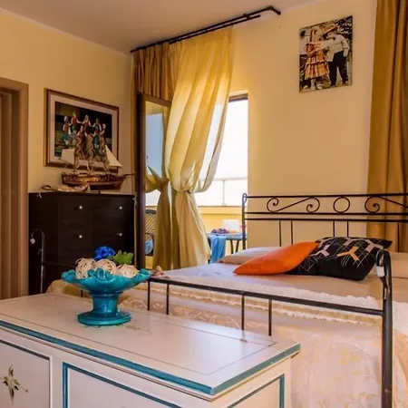 Ξενοδοχείο Caggiari 3*