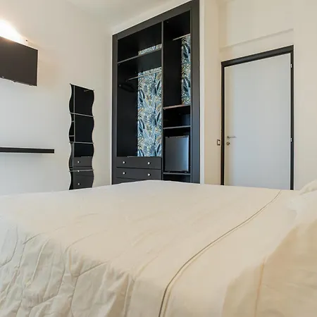 Caggiari Hotel 3*