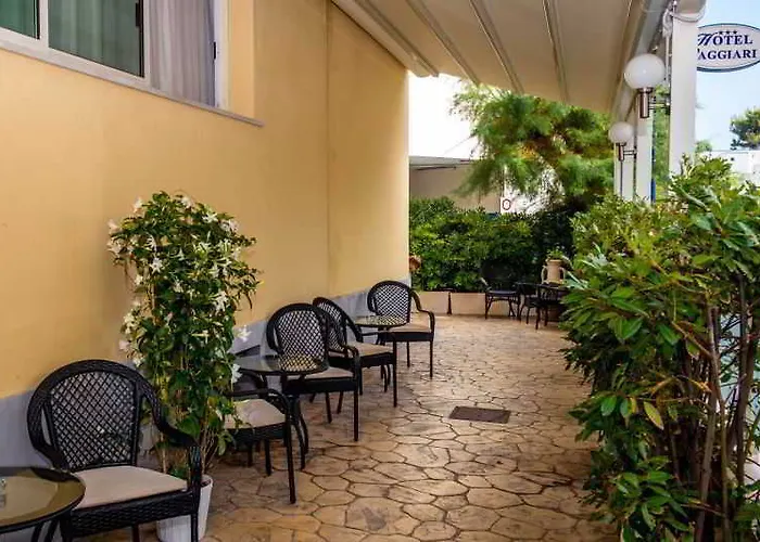 Caggiari Hotel 3*