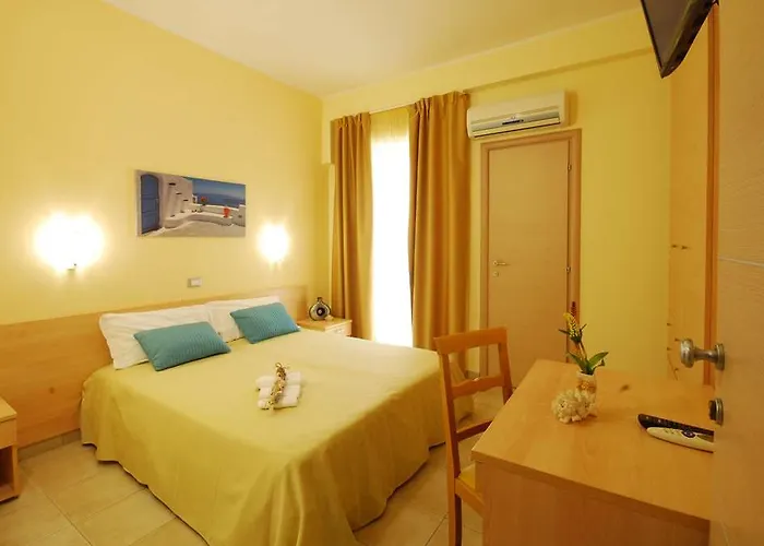 Hotel Caggiari 3*